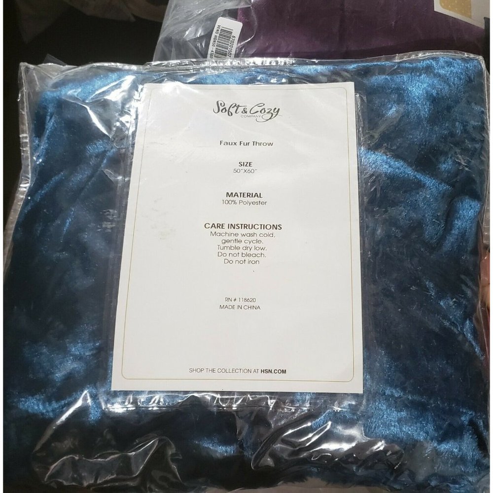 Soft & Cozy  FAUX FUR THROW, Teal 50" x 60"